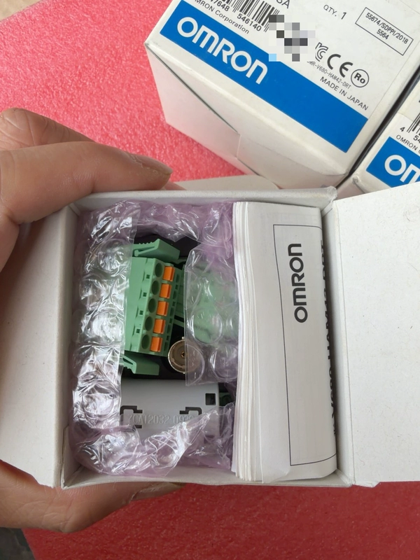 DeviceNet Magnetic Safety Switch Omron V680-HAM42-DRT 2 DeviceNet Magnetic Safety Switch Omron V680-HAM42-DRT - Image 2