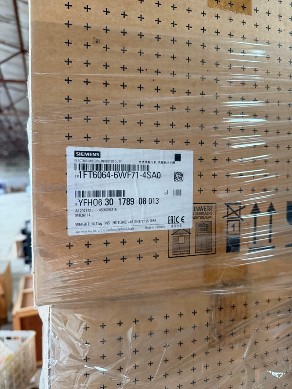 AC Servo Motor SIEMENS 1FT6064-6WF71-4SA0 Industrial 1 AC Servo Motor SIEMENS 1FT6064-6WF71-4SA0 Industrial