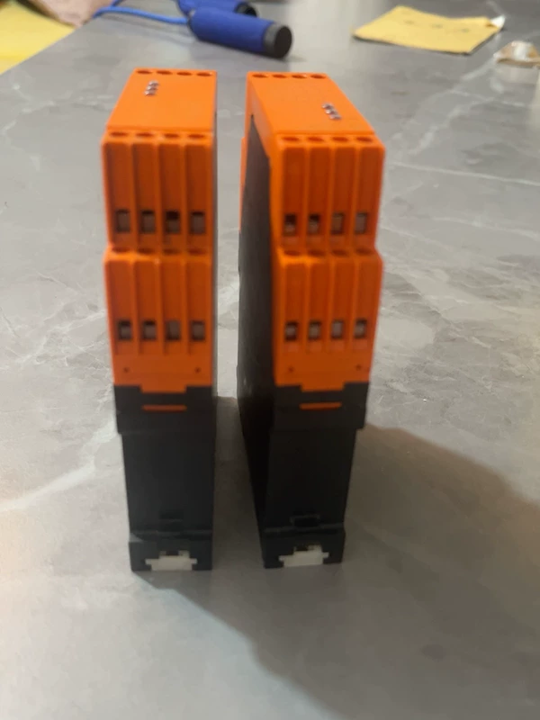 Safety Relay Module DOLD LG5925.48/61 Emergency Stop Unit 3 Safety Relay Module DOLD LG5925.48/61 Emergency Stop Unit - Image 3