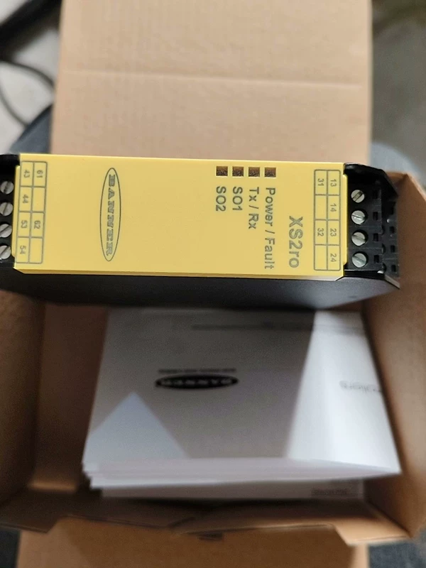 Safety Controller BANNER 85075 XS2RO for Machines 1 Safety Controller BANNER 85075 XS2RO for Machines