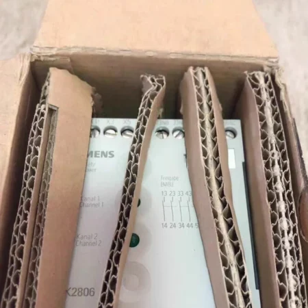 Safety Relay SIEMENS 3TK2806-0AL2 for Machine Control