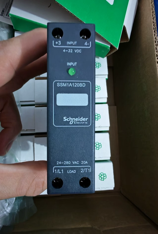 Schneider SSM1A120BD SSR for Machine Control Panels 3 Schneider SSM1A120BD SSR for Machine Control Panels - Image 3