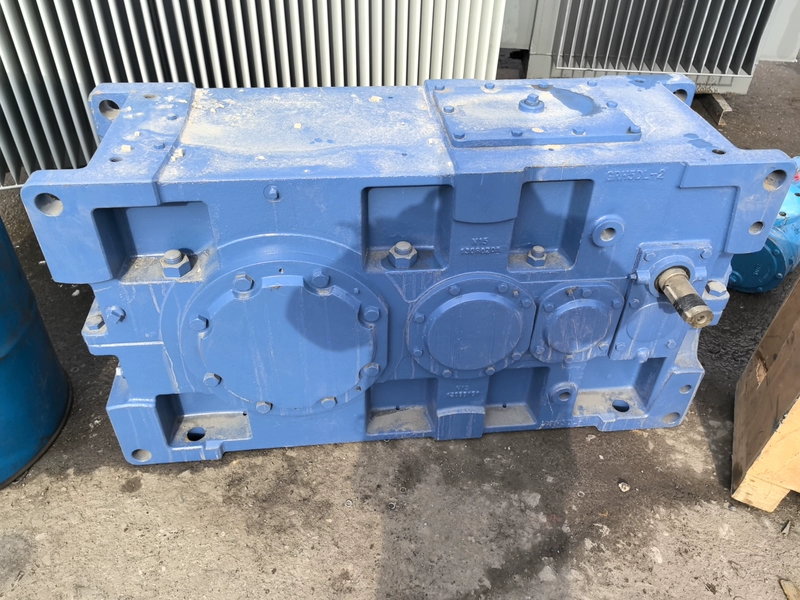 PARAMAX PHD9085P4-LR-160 Gear Reducer Industrial Unit 2 PARAMAX PHD9085P4-LR-160 Gear Reducer Industrial Unit - Image 2