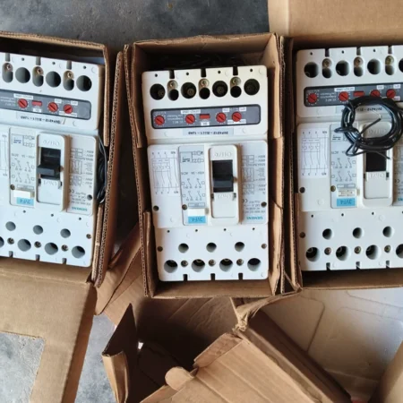 SIEMENS 3VF4212-21111-1AA04P Molded Case Circuit Breaker