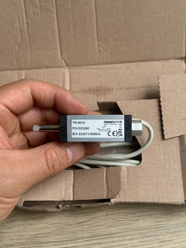 Industrial Machine Positioning NOVOTECHNIK TR-0010 Sensor 1 Industrial Machine Positioning NOVOTECHNIK TR-0010 Sensor
