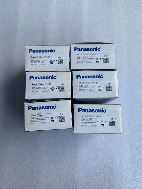 Panasonic DP-102-E-P Pressure Sensor for Automation 1 Panasonic DP-102-E-P Pressure Sensor for Automation