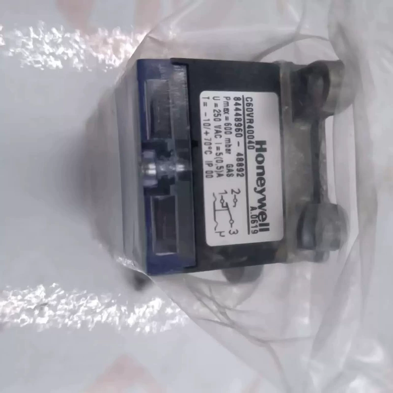 Honeywell C60VR40040 Pressure Switch for HVAC Systems 2 Honeywell C60VR40040 Pressure Switch for HVAC Systems - Image 2
