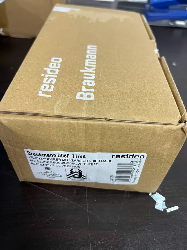 Resideo D06F-11/4A PRV for Residential Commercial Plumbing 1 Resideo D06F-11/4A PRV for Residential Commercial Plumbing