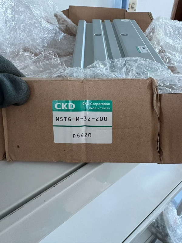 CKD MSTG-M-32-200 Pneumatic Guided Cylinder for Automation 1 CKD MSTG-M-32-200 Pneumatic Guided Cylinder for Automation
