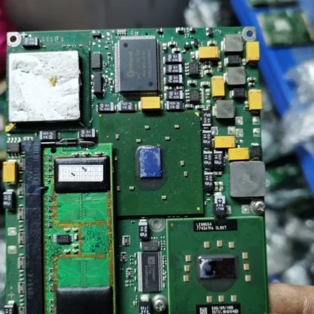 Kontron ME008-000008-3A for Edge Computing & IoT Gateways