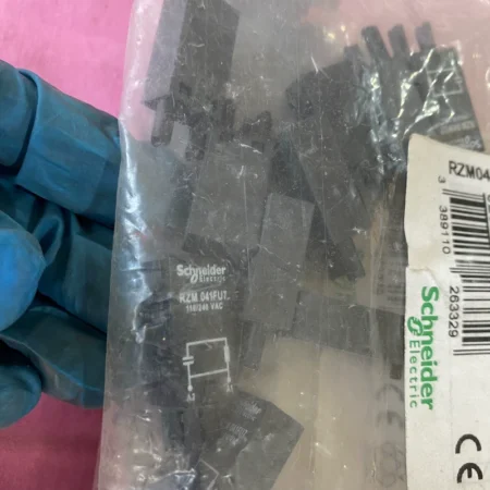 Surge Protection Device Schneider RZM041FU7 Type 2+3